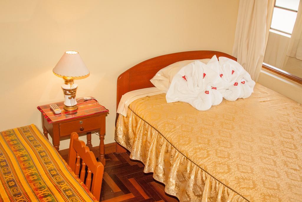 Hostal Santa Rosa Cusco Ngoại thất bức ảnh