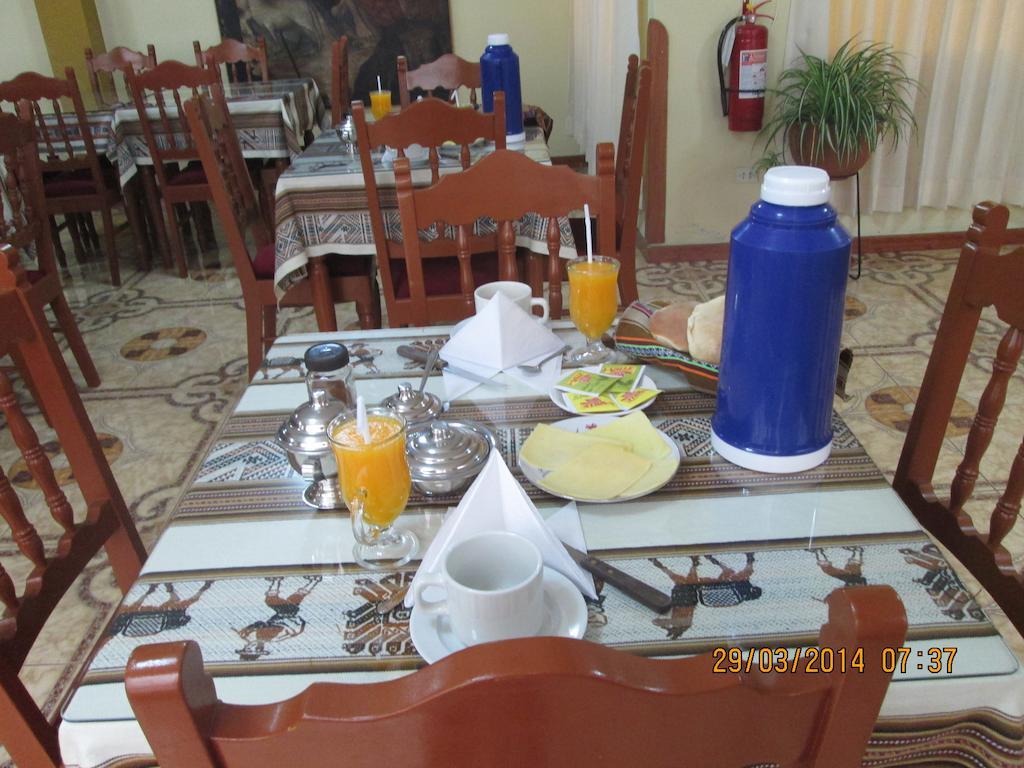 Hostal Santa Rosa Cusco Ngoại thất bức ảnh