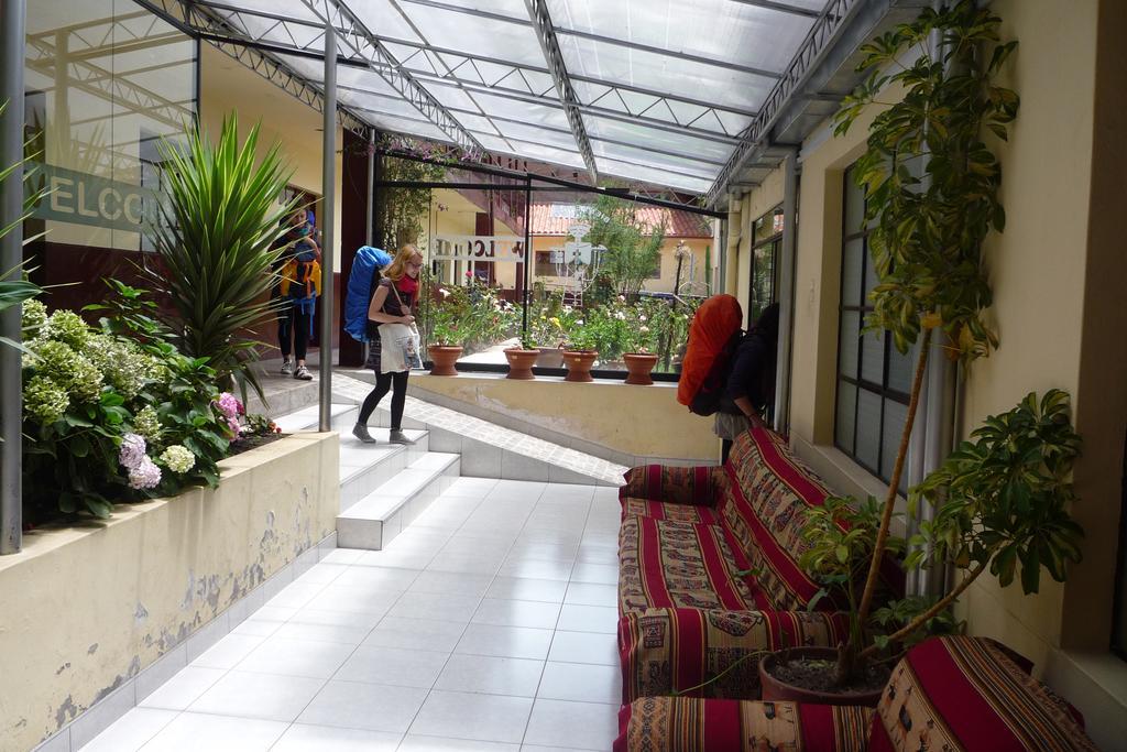 Hostal Santa Rosa Cusco Ngoại thất bức ảnh